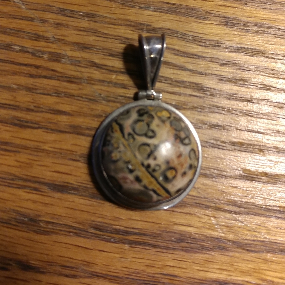 Pendant, .925 Sterling Silver & Leopardskin Jasper